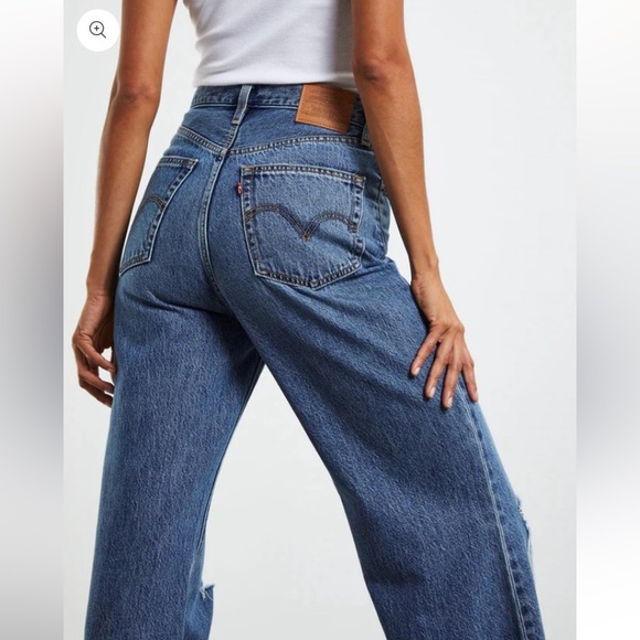 NWOT Levi’s High Loose Flare Ripped Distressed Ultra High Rise Jeans Size 27 - Picture 4 of 16